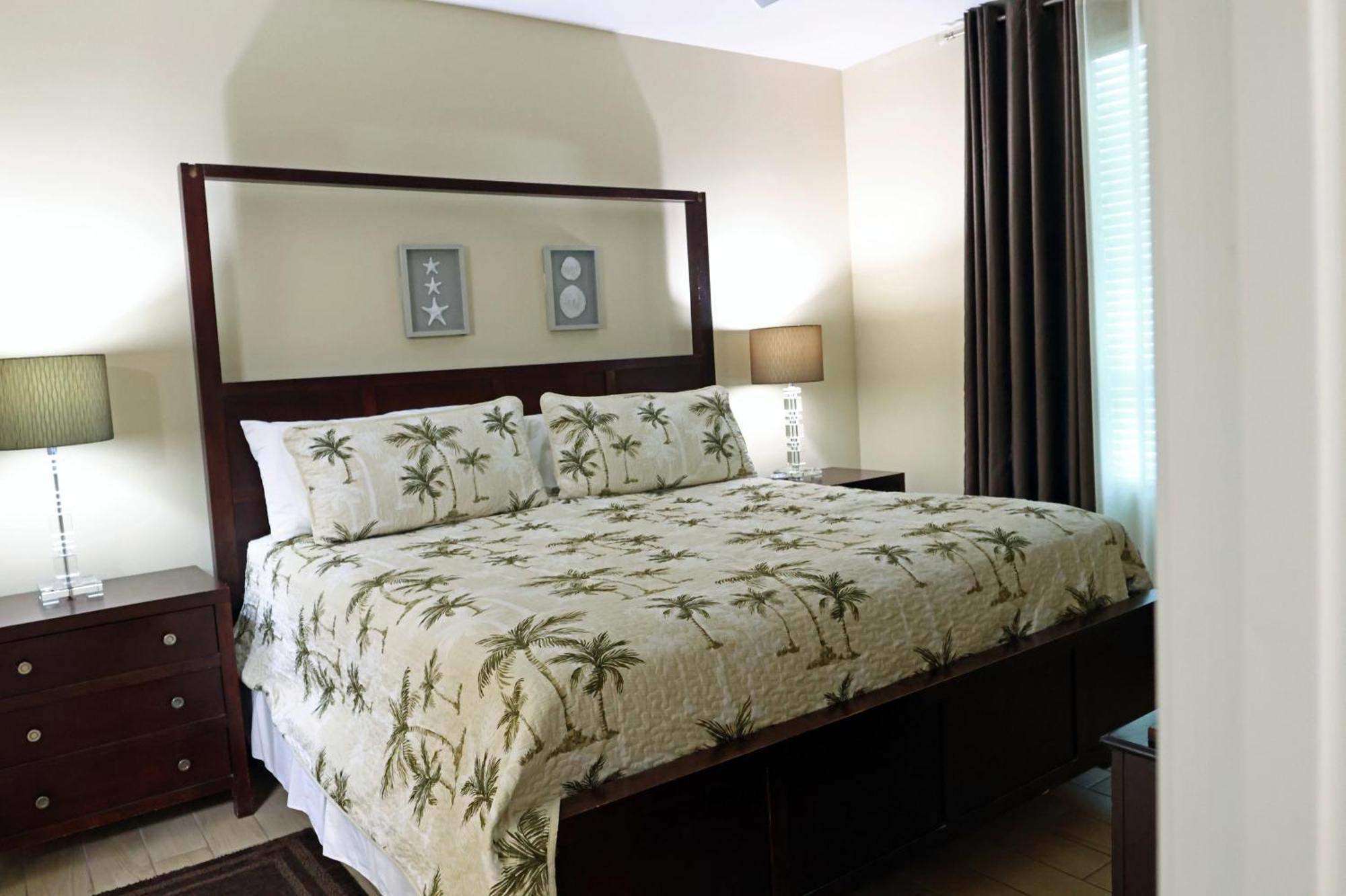 Aqua 1504 Beachfront Condo With Free Beach Chairs Panama City Beach Bagian luar foto