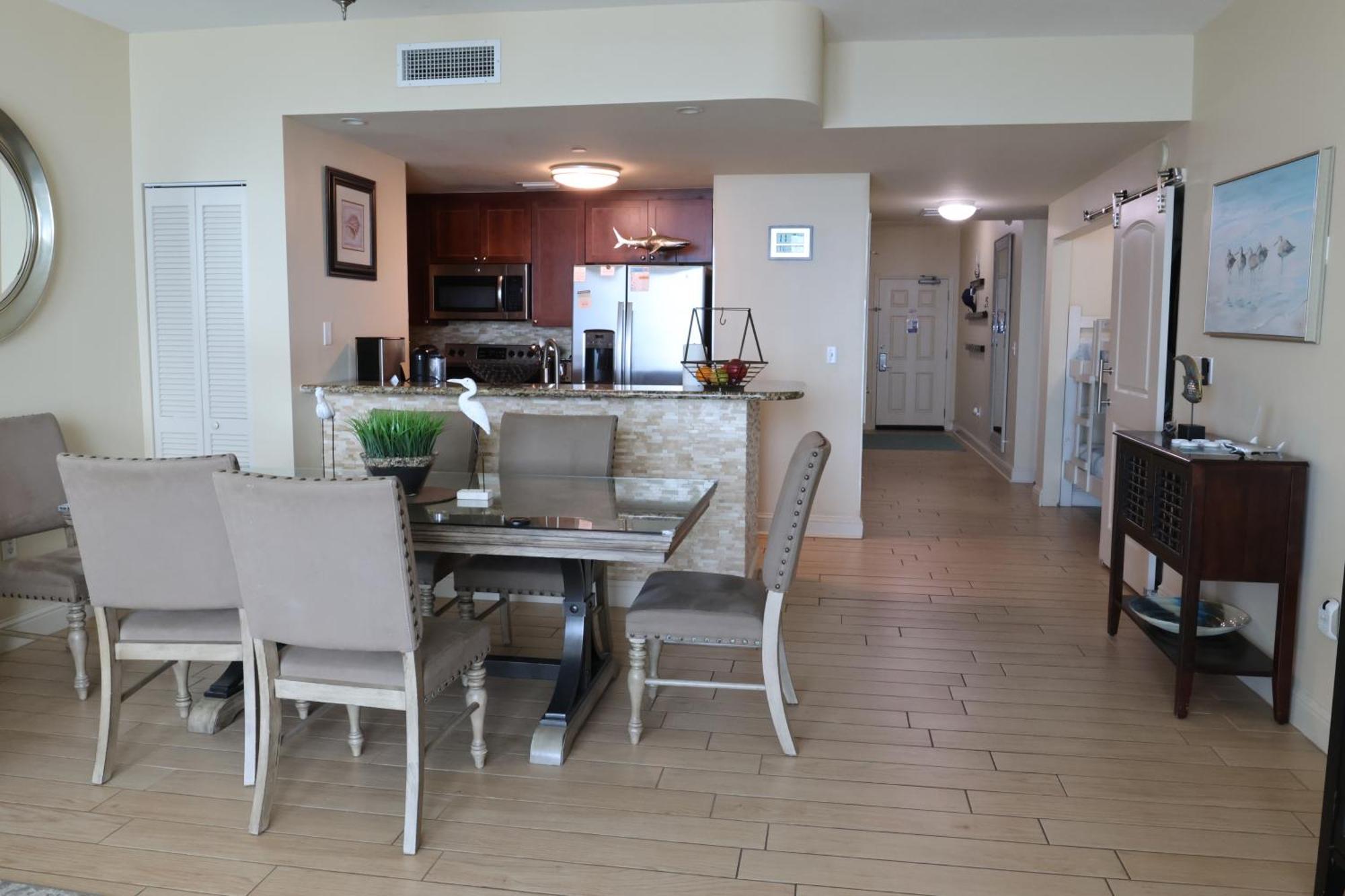 Aqua 1504 Beachfront Condo With Free Beach Chairs Panama City Beach Bagian luar foto